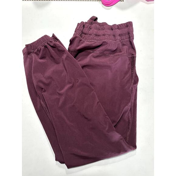 Lululemon Namaskar Crop jogger Size 4 Swift EUC - Picture 6 of 9